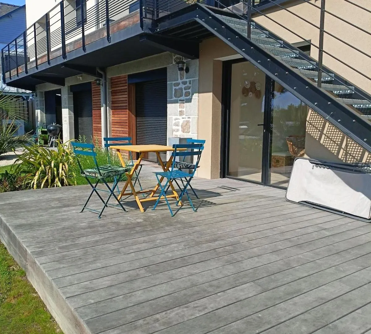 Beautiful Ground Floor Opening Onto Private Pool Appartement Lancieux Frankrijk